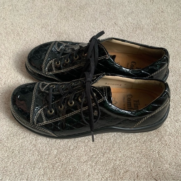 Finn Comfort Soho Sneakers Black Patent Leather Print Lace Up - Picture 8 of 13